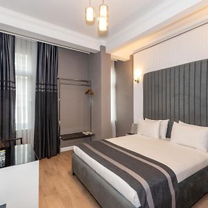 Camera standard con letto king size
